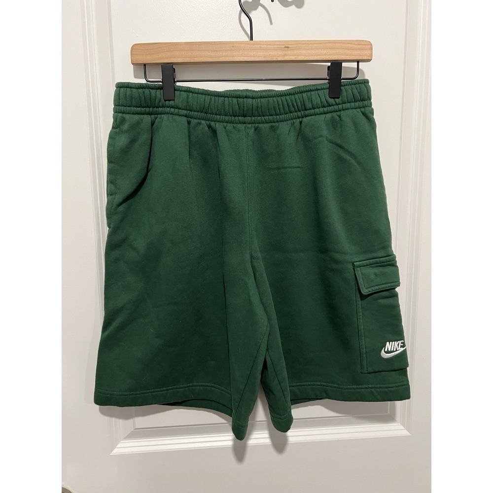 Nike Men's Sportswear Club Cargo Shorts Green Size Medium Cotton Blend